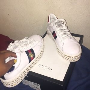 Authentic gucci sneakers